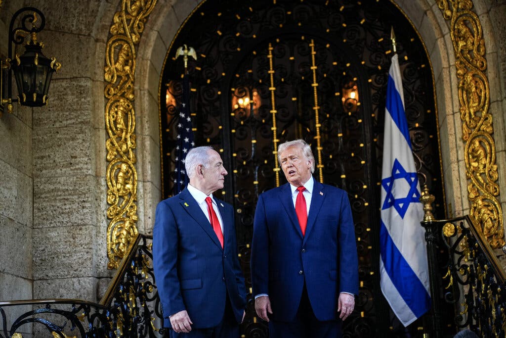 Trump and Netanyahu discuss Gaza rebuilding and Middle East tensions.